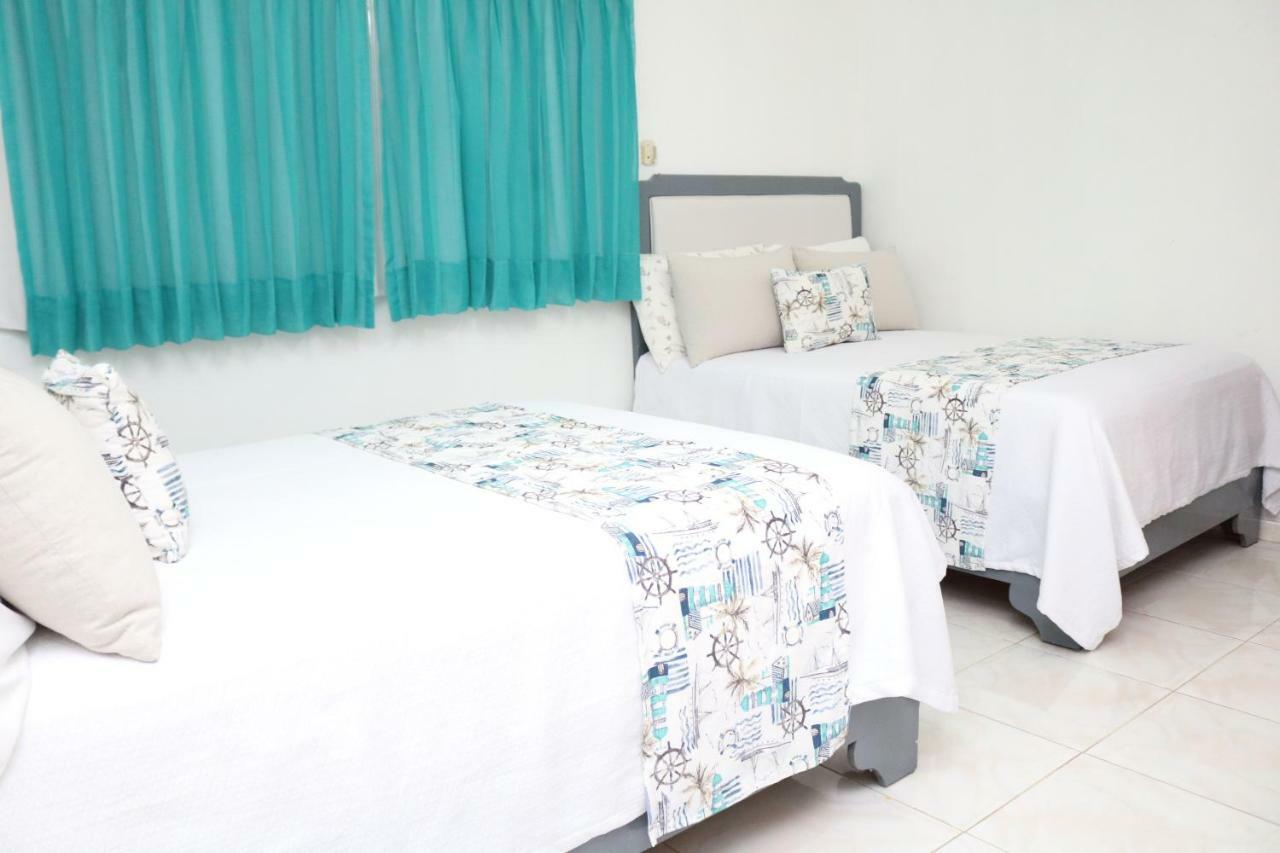 Hotel Villas Del Mar Pedernales Bagian luar foto