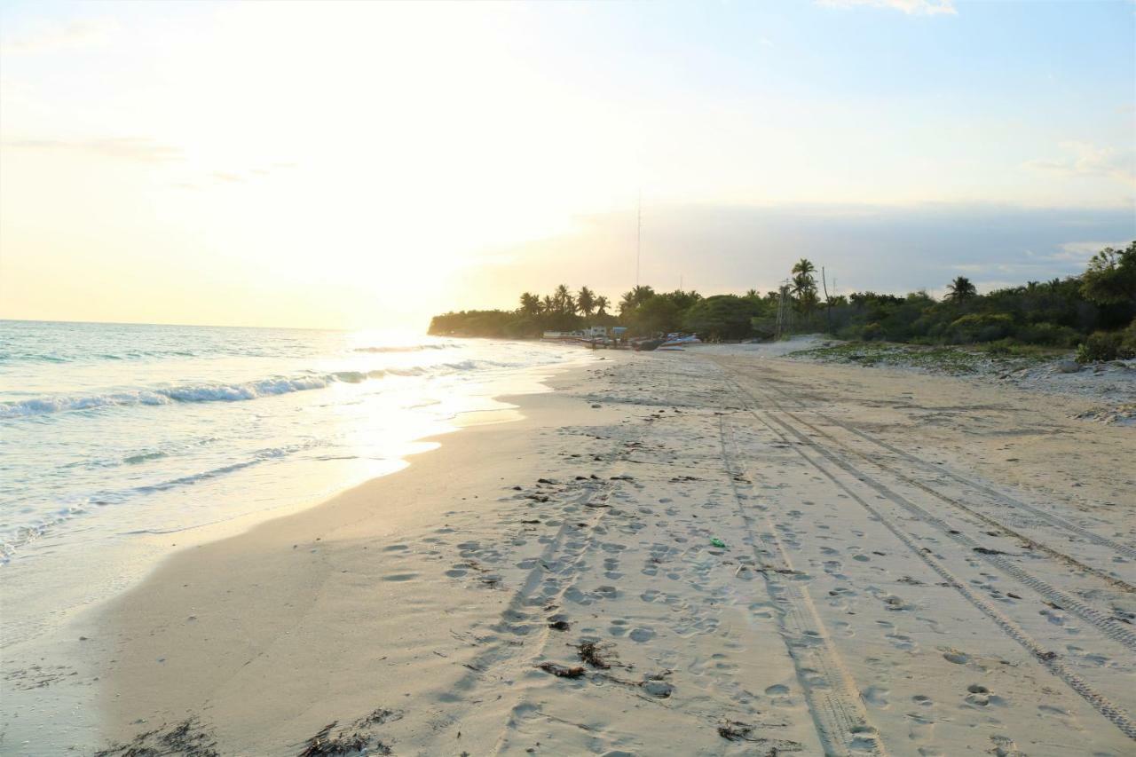 Hotel Villas Del Mar Pedernales Bagian luar foto