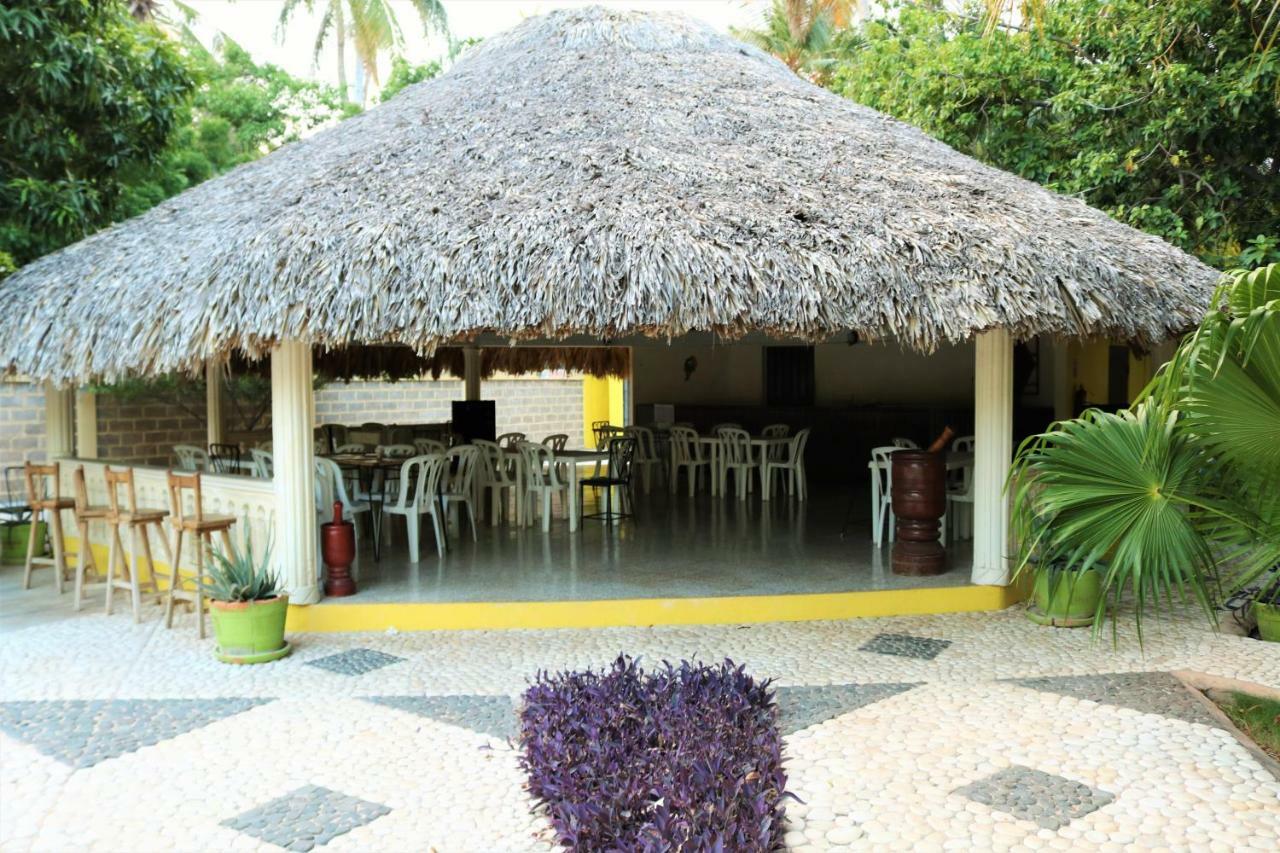 Hotel Villas Del Mar Pedernales Bagian luar foto